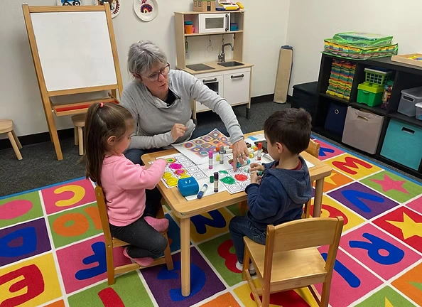 The Cognitive Advantages of Early Language Exposure